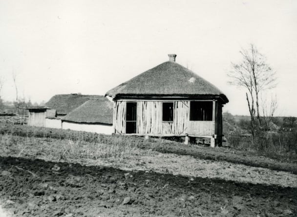 Holodomor-Great-Famine-Kharkiv-Ukraine-empty-villiage-1933-Alexander-Wienerberger-photographer